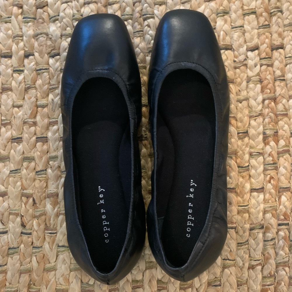 Cooper Key Leather Square Toe Flats (NWOT)